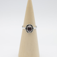 Ring zilver Mt. 9/60 Granaat HR119