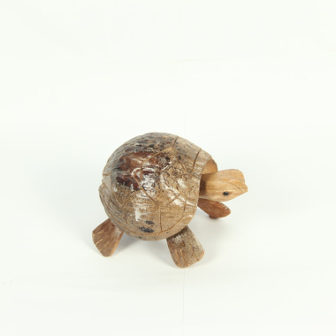 Beeld hout schildpad hoofd beneden naturel