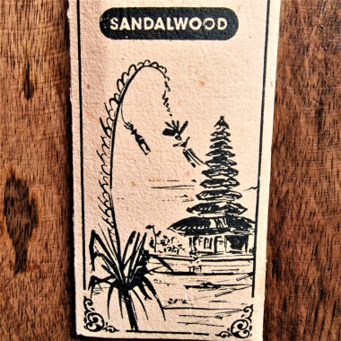 Wierook 'organic', 20 st in Recyceld papier verp. Sandalwood