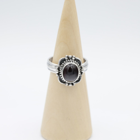 Ring zilver Mt. 10/62 Granaat HR53