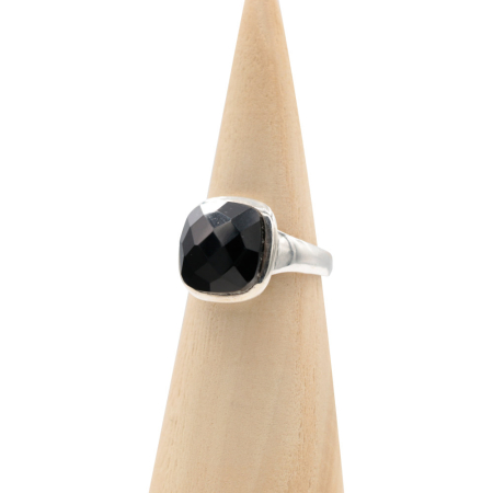 Ring zilver HAS84f Zwarte Onyx facet Mt. 9/60
