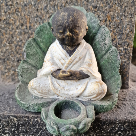 Boeddha sandstone 'lotus' 12 cm White Wash