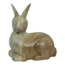 Skulptur eines sitzenden Hasen aus Holz
